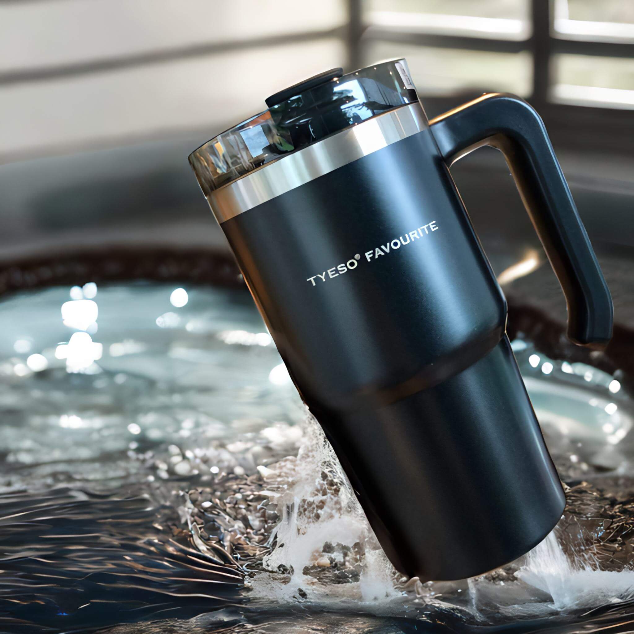 Portable Handle Stainless Steel Thermos Mug for Coffee Tumbler with Straw ,Water Bottle.